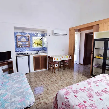 Apartment Solemareponza Circe - Le Piscine Naturali *